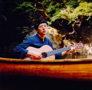 井手健介